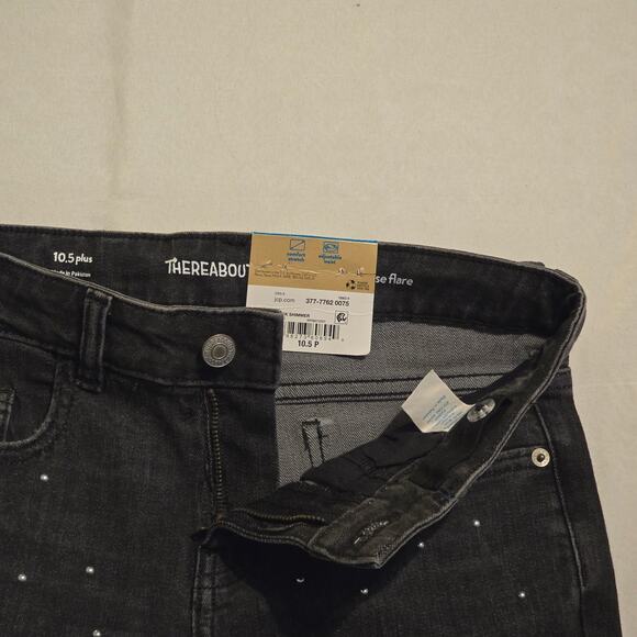 black Mid rise flare studded size 10.5 plus - Picture 5 of 8